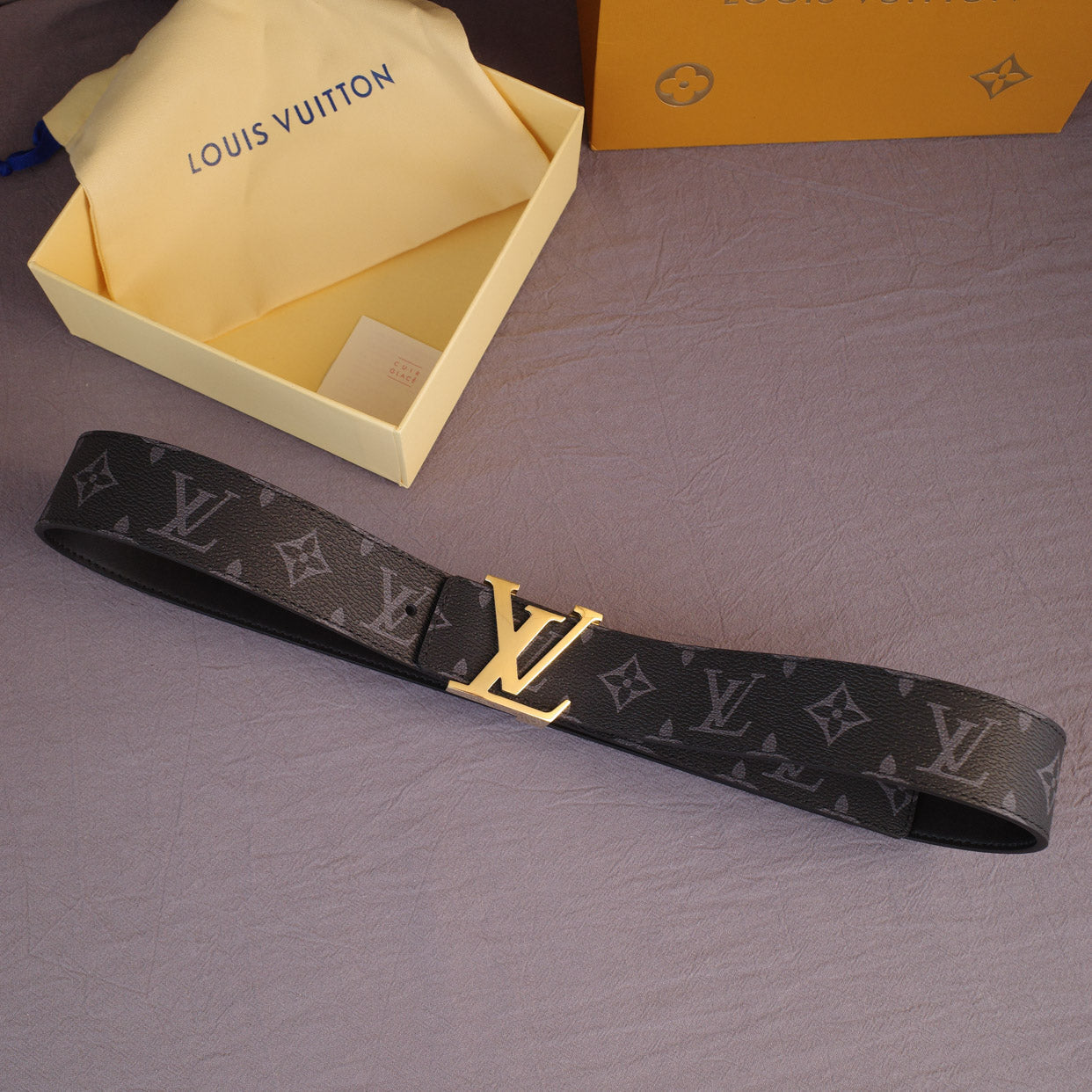 Louis Vuitton belt men women  LV Best Quality