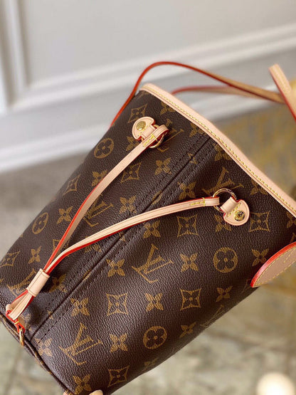 Louis Vuitton LV Neverfull Bag