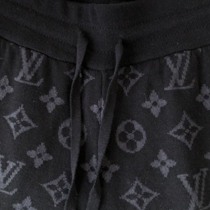 Louis Vuitton LV Graffiti Shorts 1AA4Y0