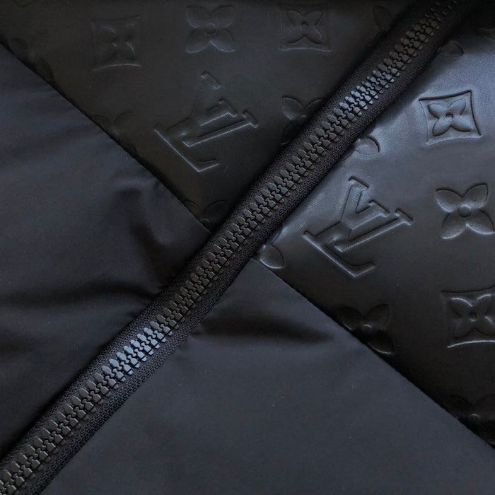 Louis Vuitton Oversized Puffer Jacket 1ABYP3