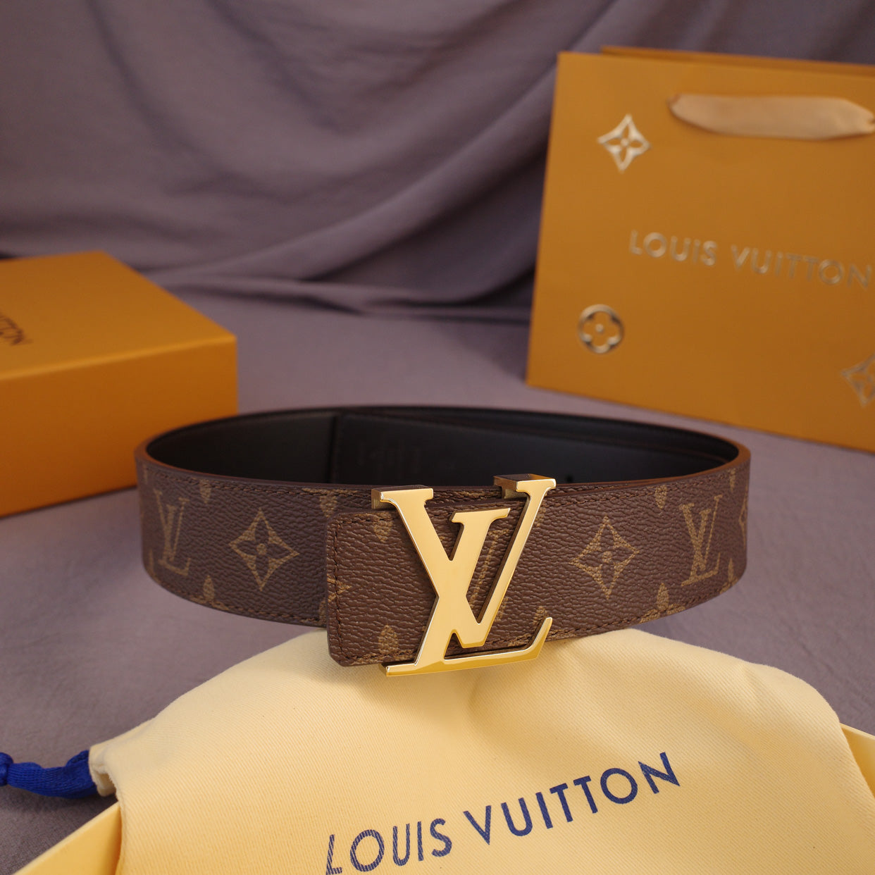 Louis Vuitton belt men women  LV Best Quality