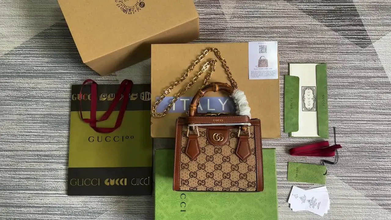 Gucci Women Gucci Diana Jumbo bag