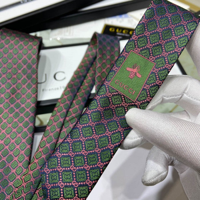 Gucci GG and rhombus motif silk tie green