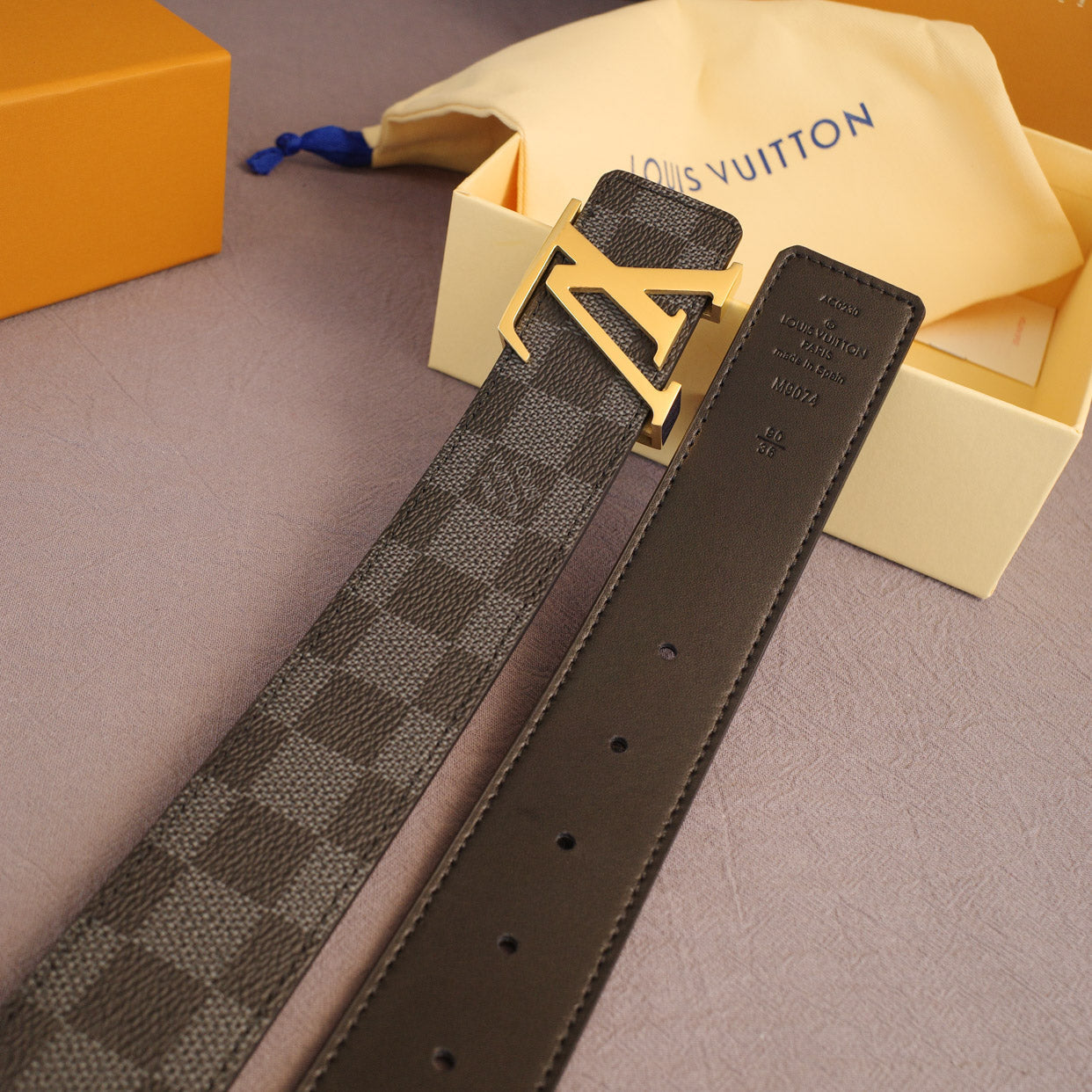 Louis Vuitton belt men women  LV Best Quality