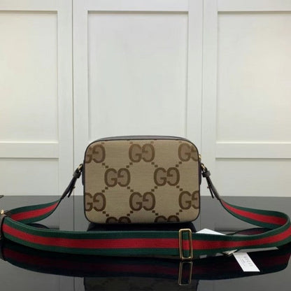 Gucci Messenger bag with jumbo GG ý675891