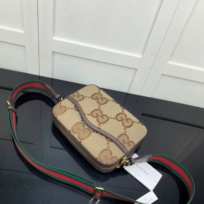 Gucci Messenger bag with jumbo GG ý675891