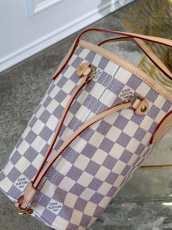 Louis Vuitton LV Neverfull Bag