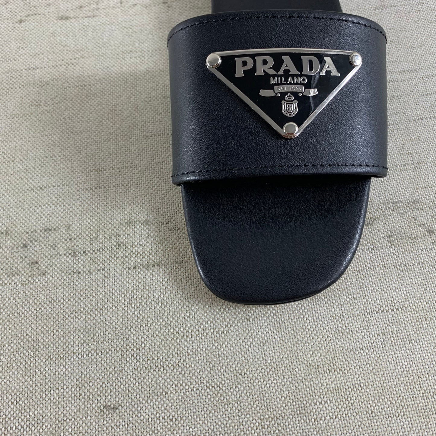 Prada Slippers Luxury Ladies Sandals Inverted Triangle