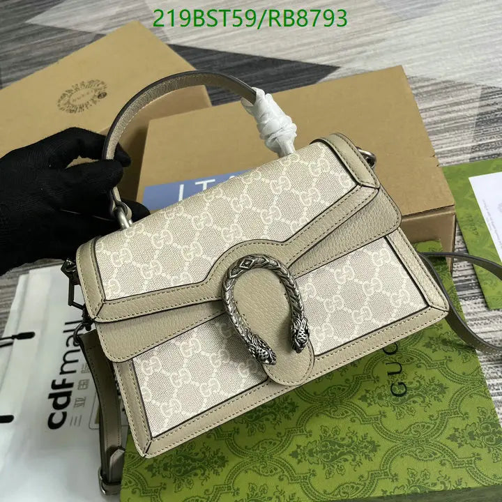 GUCCI Dionysus GG Super Mini Bag