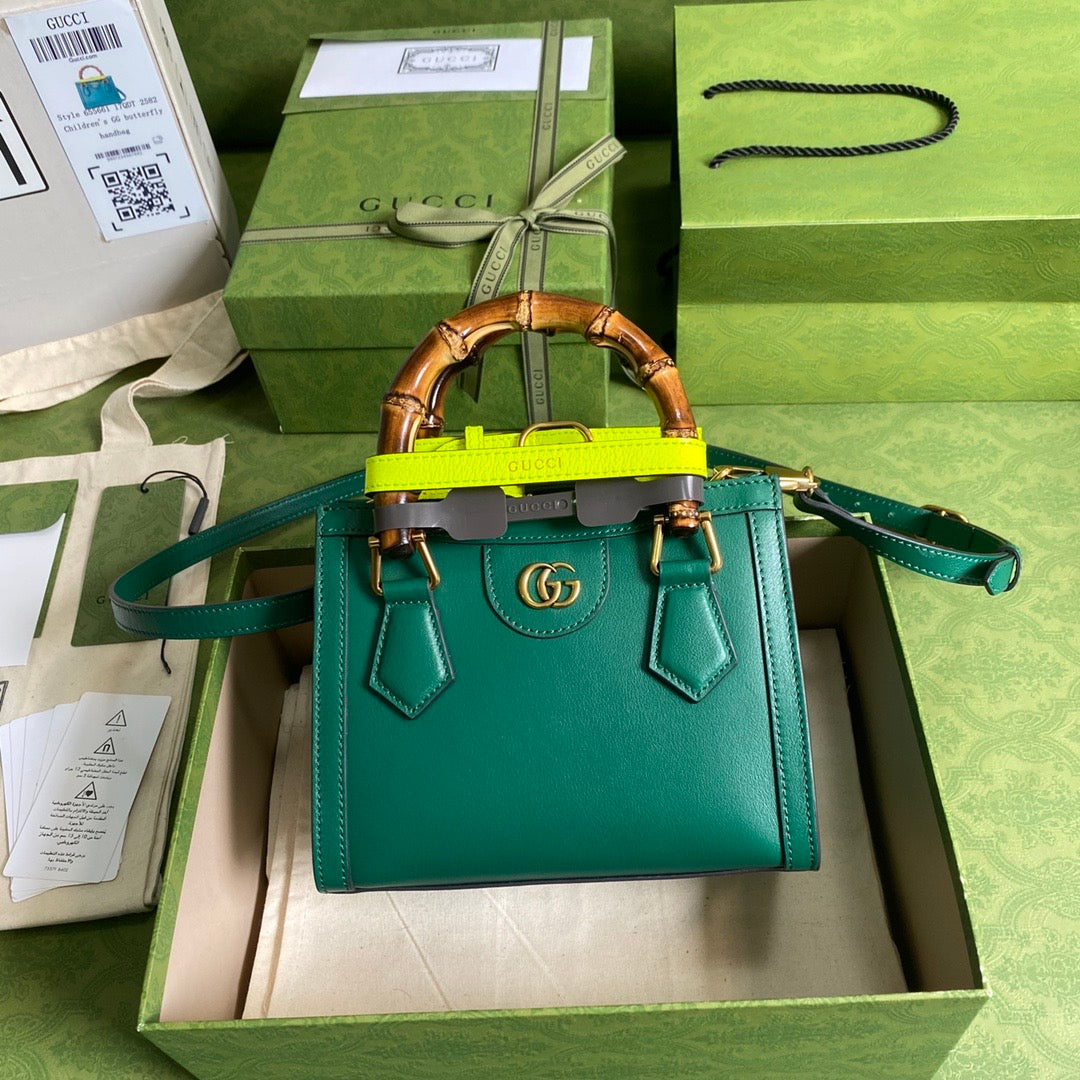 Gucci Women Gucci Diana bag