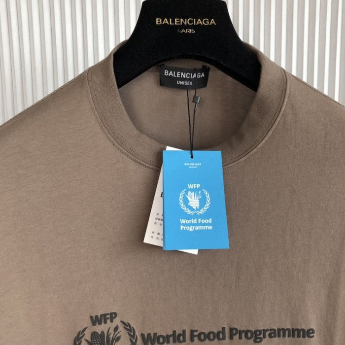 Balenciaga WFP T-shirt Medium Fit in Brown