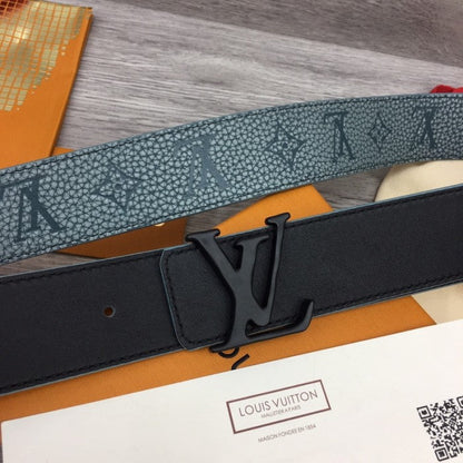 Louis Vuitton LV Shape MNG Climbing 40MM Reversible Belt M0573U