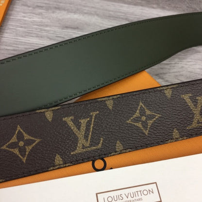 Louis Vuitton LV Initiales 40mm Reversible Belt M0613V