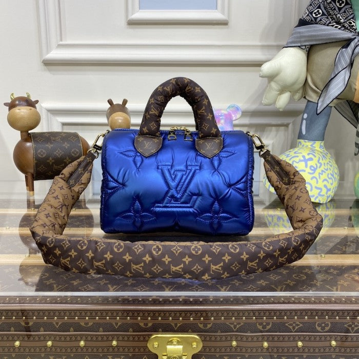 Louis Vuitton Speedy Bandouliere 25 Bag LV M21061