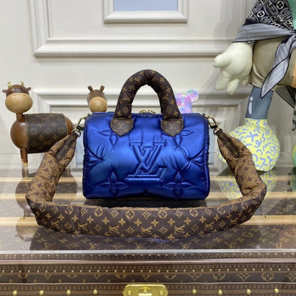 Louis Vuitton Speedy Bandouliere 25 Bag LV M21061