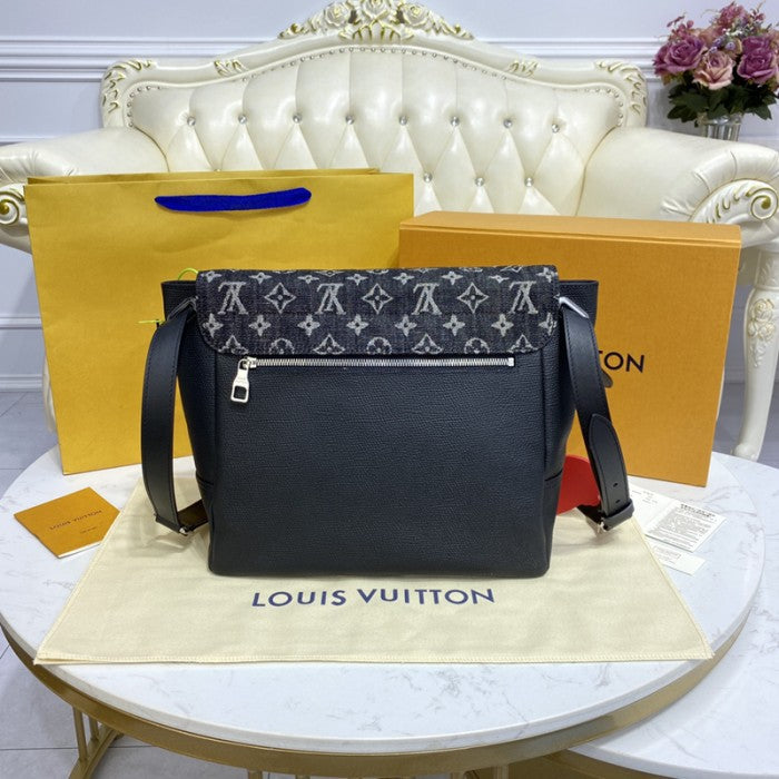 Louis Vuitton Monogram Denim Besace Tokyo M45971