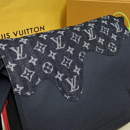 Louis Vuitton Monogram Denim Besace Tokyo M45971