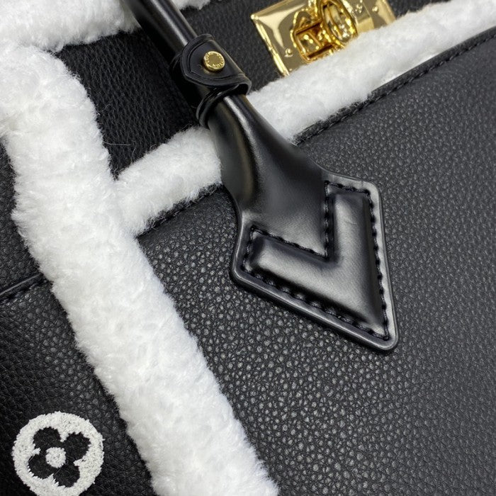 Louis Vuitton On My Side MM Handbag M58908