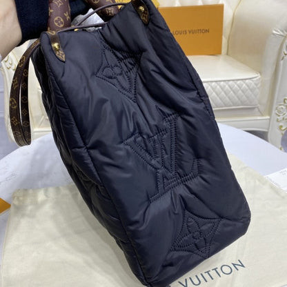 Louis Vuitton OnTheGo GM M59005