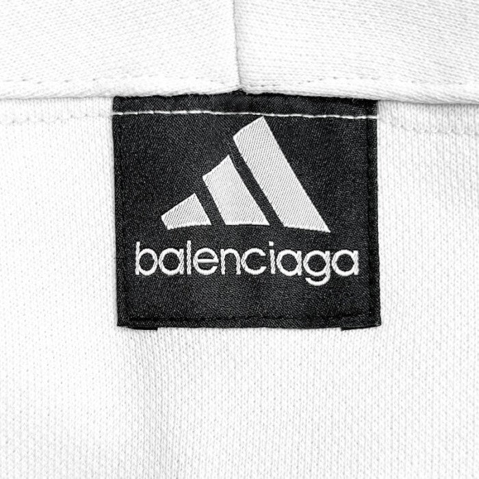 Balenciaga Men's Balenciaga / Adidas Sweatshirt Oversized in White