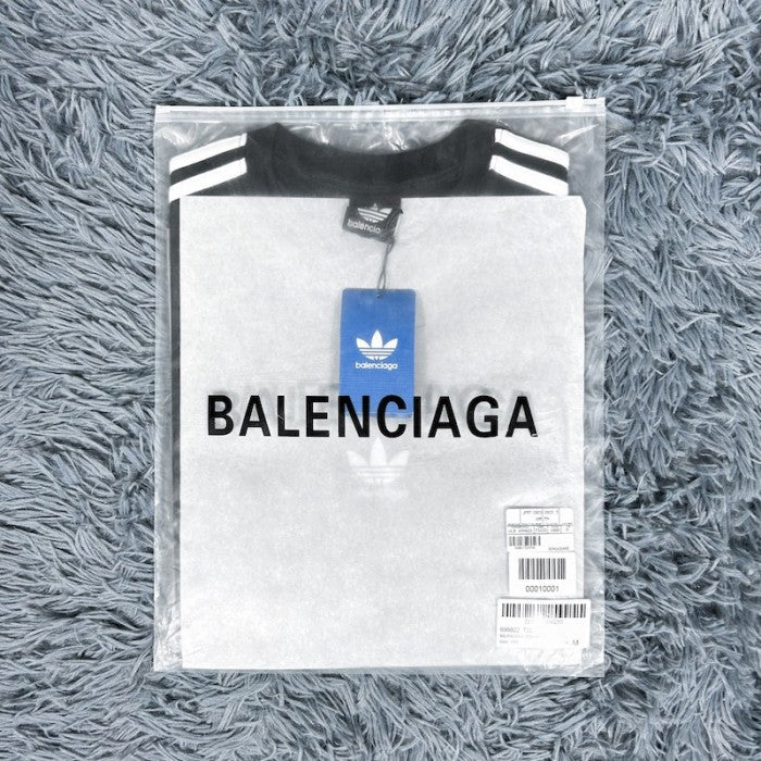 Balenciaga / Adidas T-shirt Oversized in Black