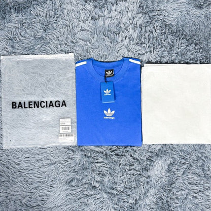 Balenciaga / Adidas T-shirt Oversized in Blue