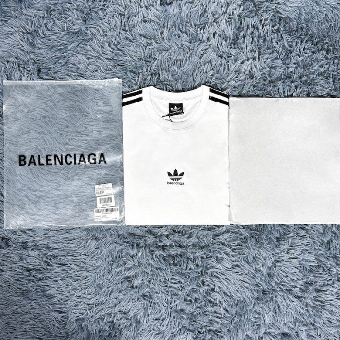 Balenciaga / Adidas T-shirt Oversized in White