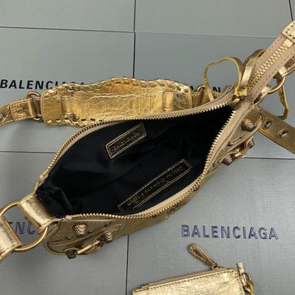 Balenciaga Women's Le Cagole Xs Shoulder Bag in Gold