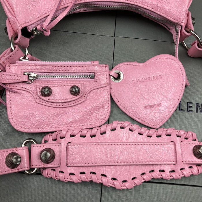 Balenciaga Women's Le Cagole Xs Shoulder Bag in Pink