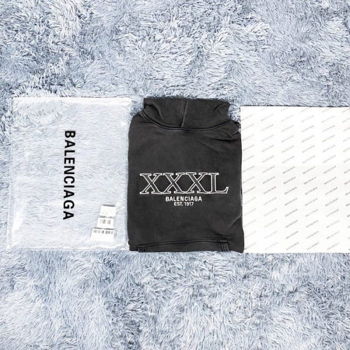 Balenciaga XXXL Hoodie Large Fit in black