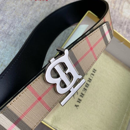 Burberry Reversible Monogram Motif Vintage Check Belt