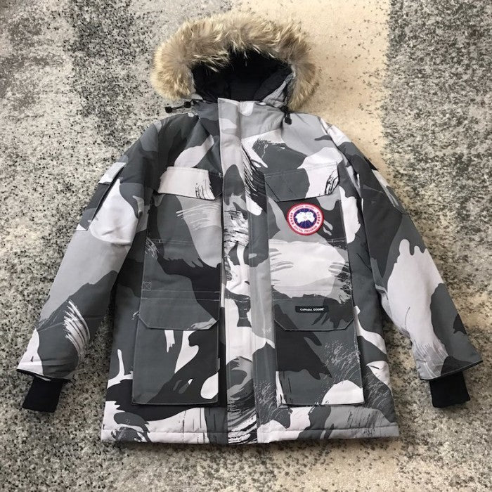 CA Goose Expedition Parka Camo Grey