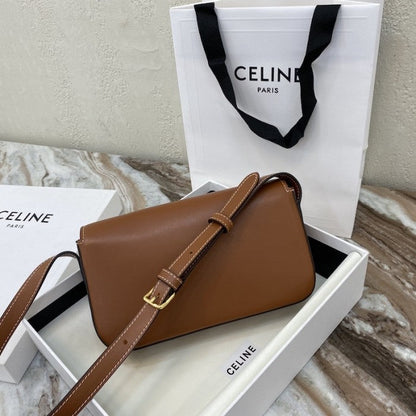 Celine Shoulder Bag Triomphe in shiny calfskin Tan