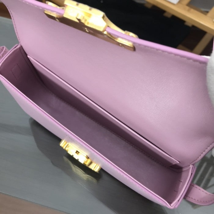 Celine Shoulder Bag Triomphe in shiny calfskin Pink