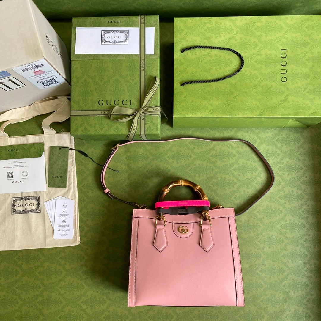 Gucci Women Gucci Diana bag