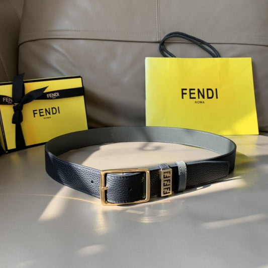 Fendi Leather belt with Pin Buckle Black / Gold 7C0435