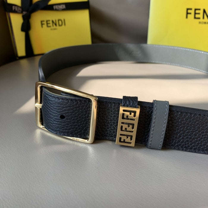 Fendi Leather belt with Pin Buckle Black / Gold 7C0435