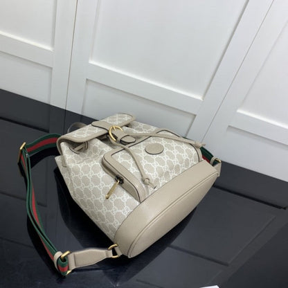 Gucci Backpack with Interlocking G ý674147 Beige