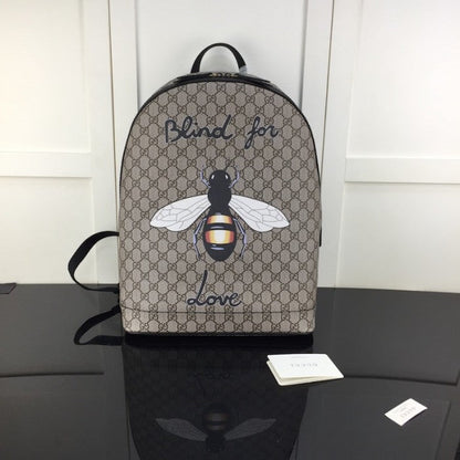 Gucci GG Supreme Backpack Bee Print 419584