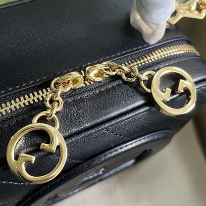 Gucci Blondie top handle bag Black ý744434