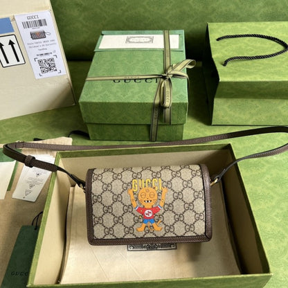 Gucci cat print mini bag ý700733