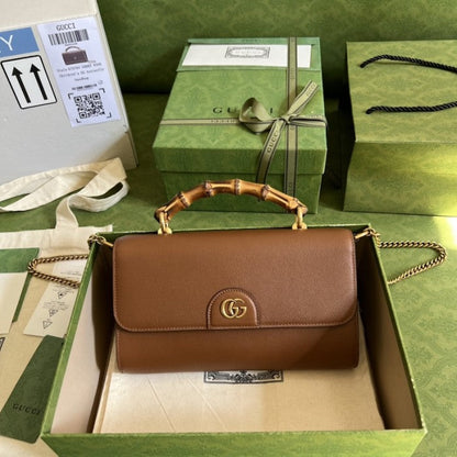 Gucci Diana mini shoulder bag ý675795 Brown