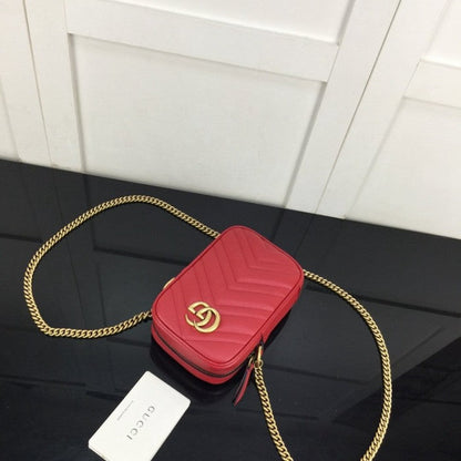 Gucci GG Marmont matelassé mini bag Red