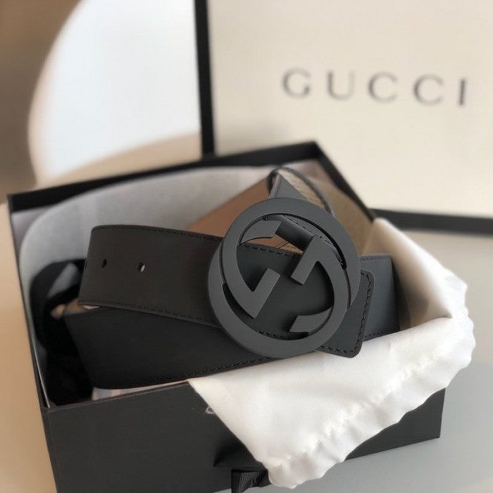 Gucci Leather belt with interlocking G Black