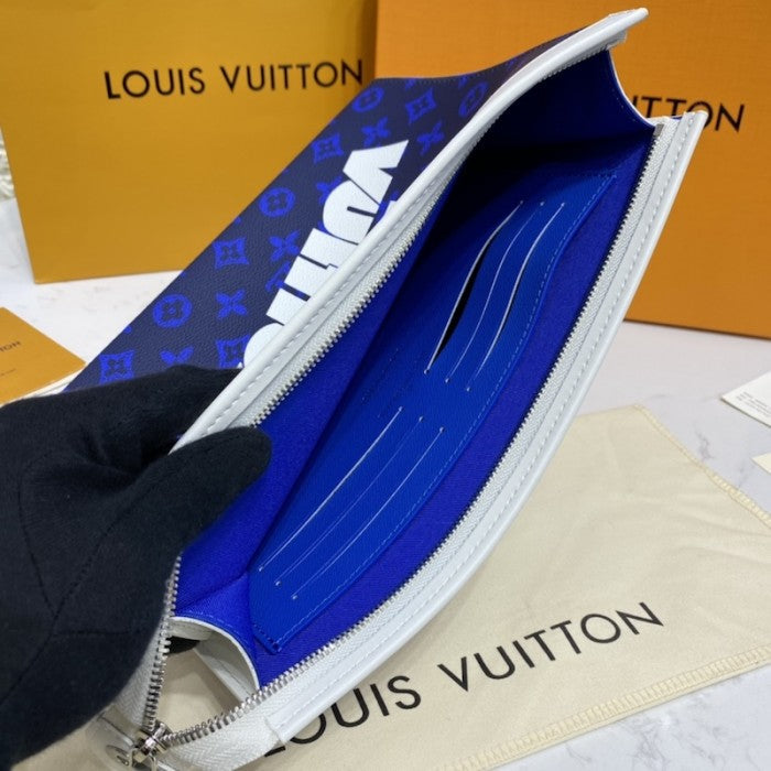 LV Blue vintage Monogram canvas Pochette Voyage MM M61692