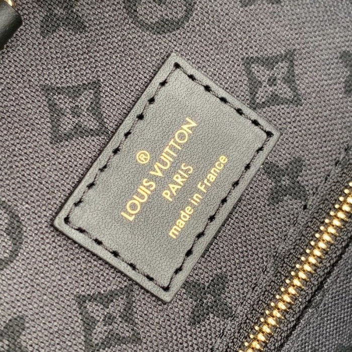 LV Monogram Giant Crafty Onthego GM M45358