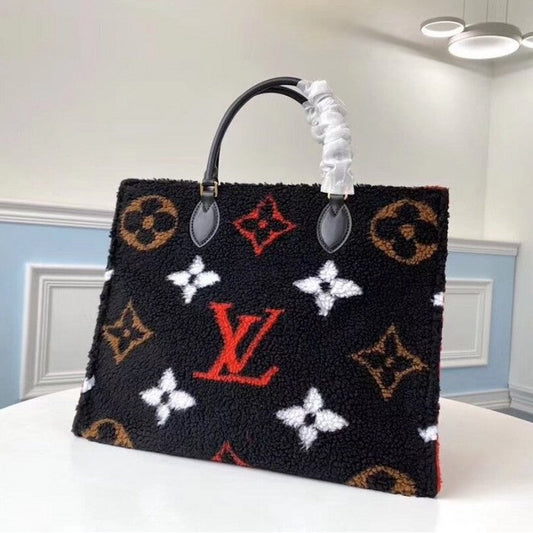 LV monogram teddy onthego M55421