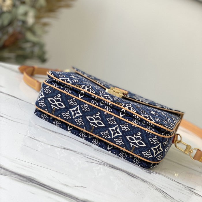 LV Since 1854 Pochette Metis M57395