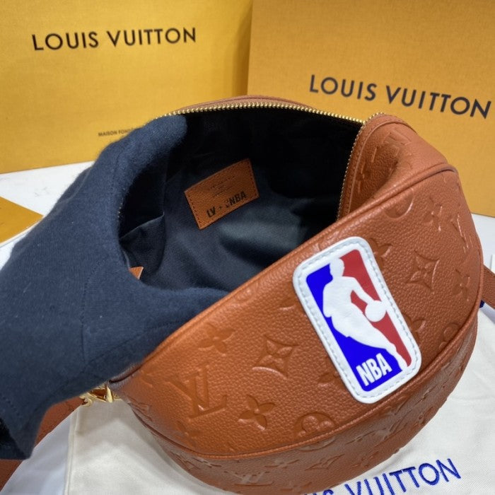 LVxNBA LV Ball in Basket M57974