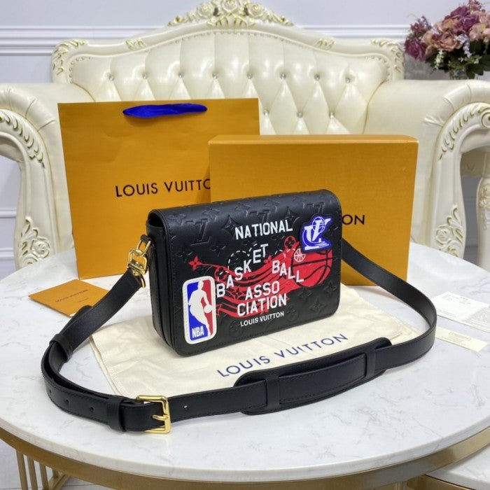 LVxNBA LV Studio Messenger Bag M58498